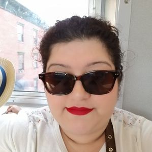 Meet your Posher, Katherine